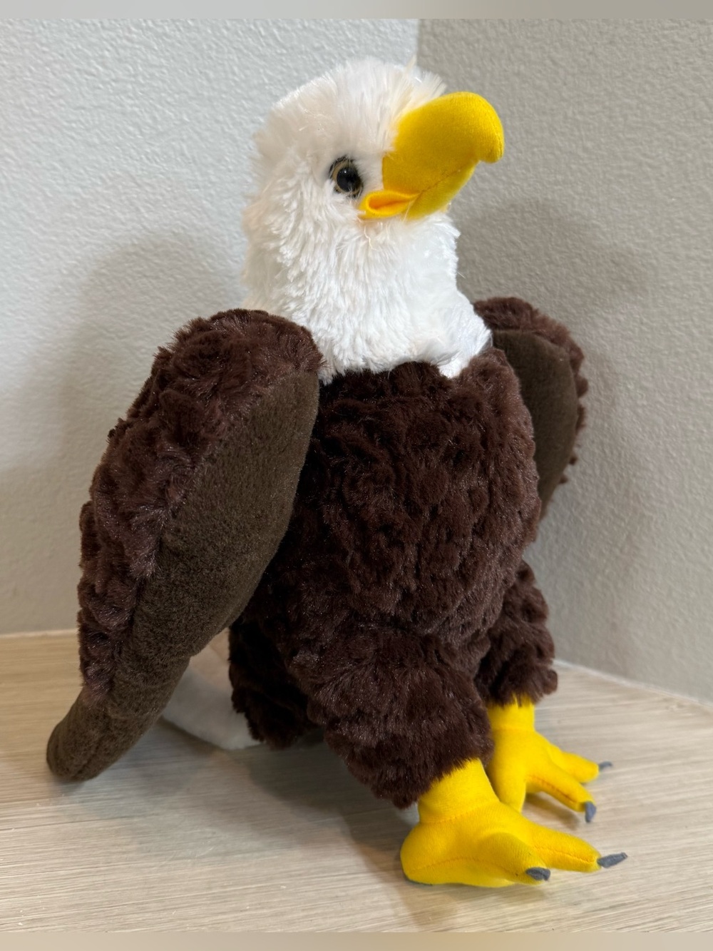 Wild republic kids toy Plush Bald Eagle Stuffed Animal - Brown, White & Yellow